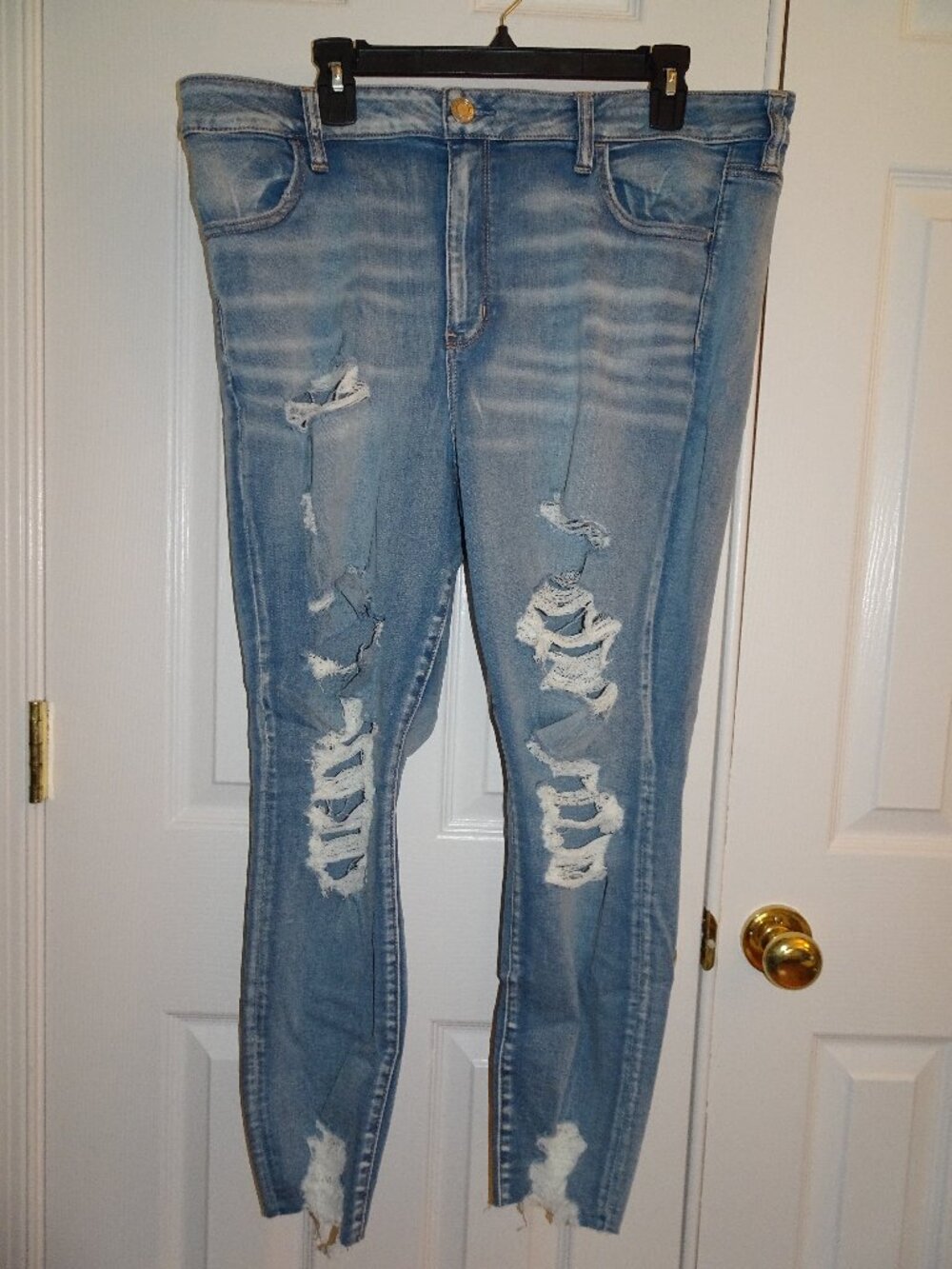 American Eagle Plus Size Distressed Skinny Jeans size 20 Short